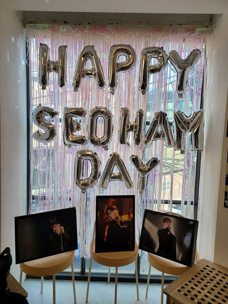 kkyung1028's tweet photo. 저 액자 킹받아서 갖고싶음ㅋㅋㅋ��ㅋㅋ
#HAPPY_SEOHAM_DAY
#행복한_1028_솸데이 
#박서함 #SEOHAM https://t.co/gUuy2kyGmr