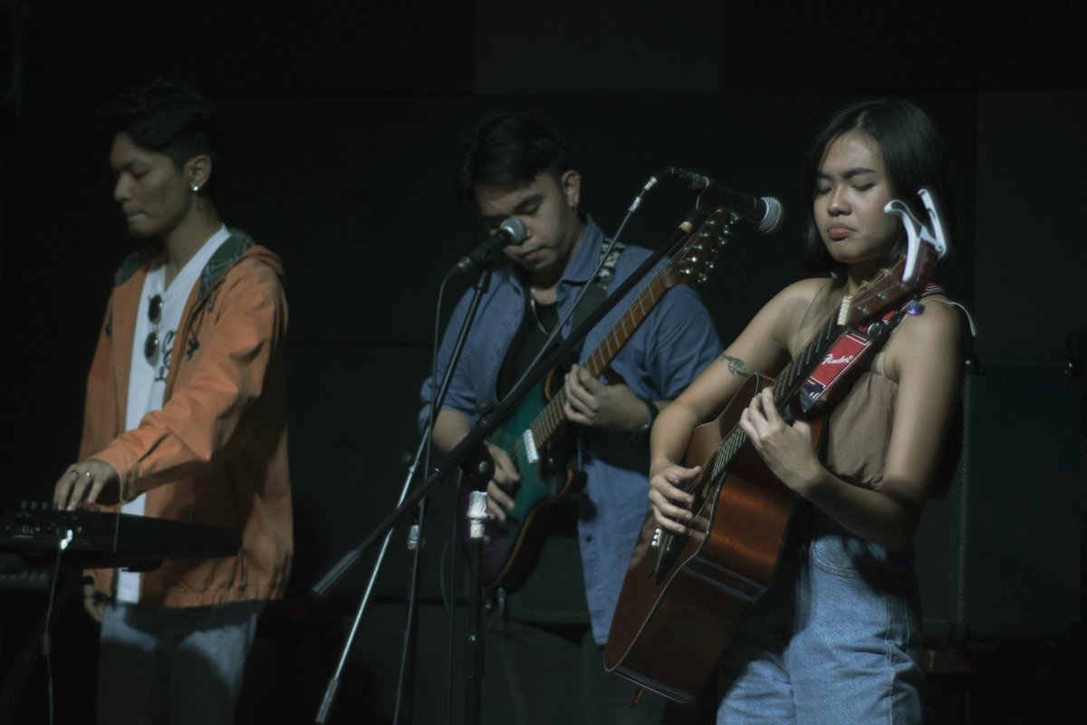 We are so overwhelmed with your love and support from last night's show. Thank you so much wrld 🖤 

#mrld #Kenaniah #Chrstn #7th #DarwinNavarro #OCRecords