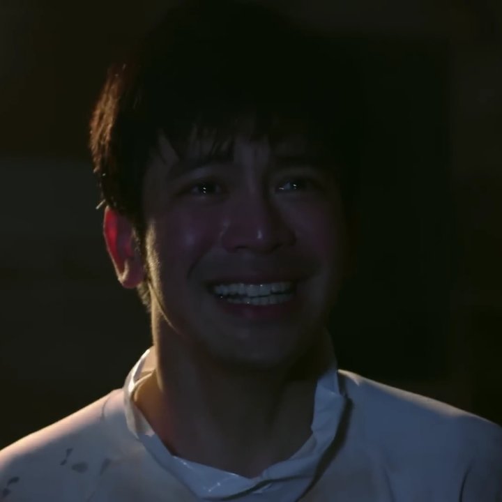 popoy__gonzales's tweet photo. in this scene joshua garcia displayed one of the rare school of acting techniques, the "iyak sabay tawa" acting technique! 🙌💯 

@iamjoshuagarcia 

#darna https://t.co/ANeGW2Se9j