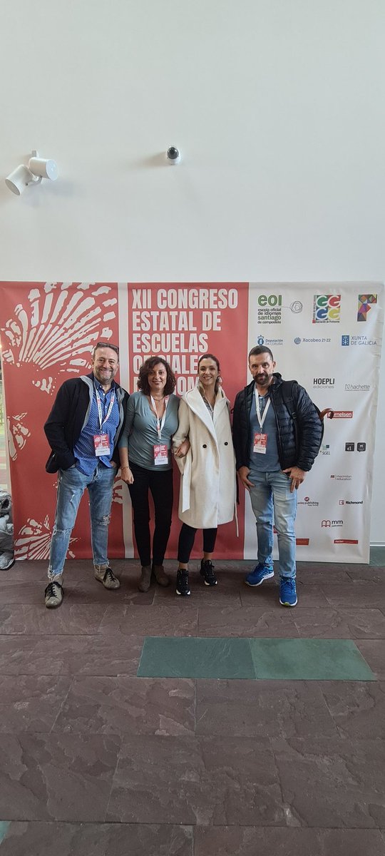 Direccions de les EOIS valencianes al <a href="/12CongresoEOI/">XII Congreso EOI Galicia</a> 
O camiño das Linguas. Les llengües com a instrument de comunicació i superació de barreres.
