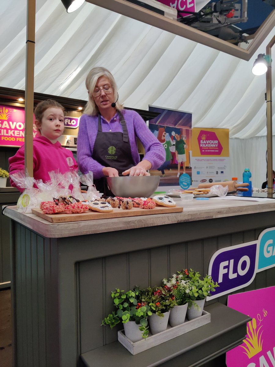 🧟👻 Halloween baking on main stage with Laura and Riley from <a href="/cakefacepastry/">cakeface</a> 

#savourkilkenny