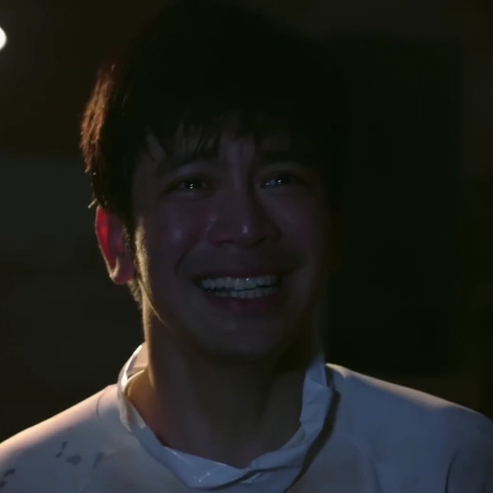 popoy__gonzales's tweet photo. in this scene joshua garcia displayed one of the rare school of acting techniques, the "iyak sabay tawa" acting technique! 🙌💯 

@iamjoshuagarcia 

#darna https://t.co/ANeGW2Se9j