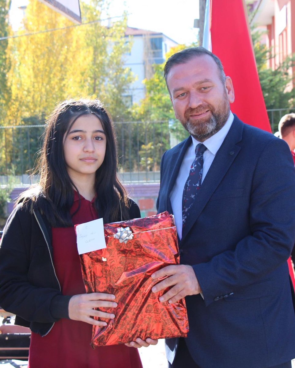 faikzcan9's tweet photo. Fıtrat Değişir Sanma,
Bu Kan Yine O Kandır

29 Ekim Cumhuriyet Bayramı Kutlama Programını gerçekleştirdik. 🇹🇷

Büyük fedakârlık ve kahramanlıklar sonunda kurulan Cumhuriyet’imizin 99’uncu Yılı Kutlu Olsun! https://t.co/gjNlwJurkp