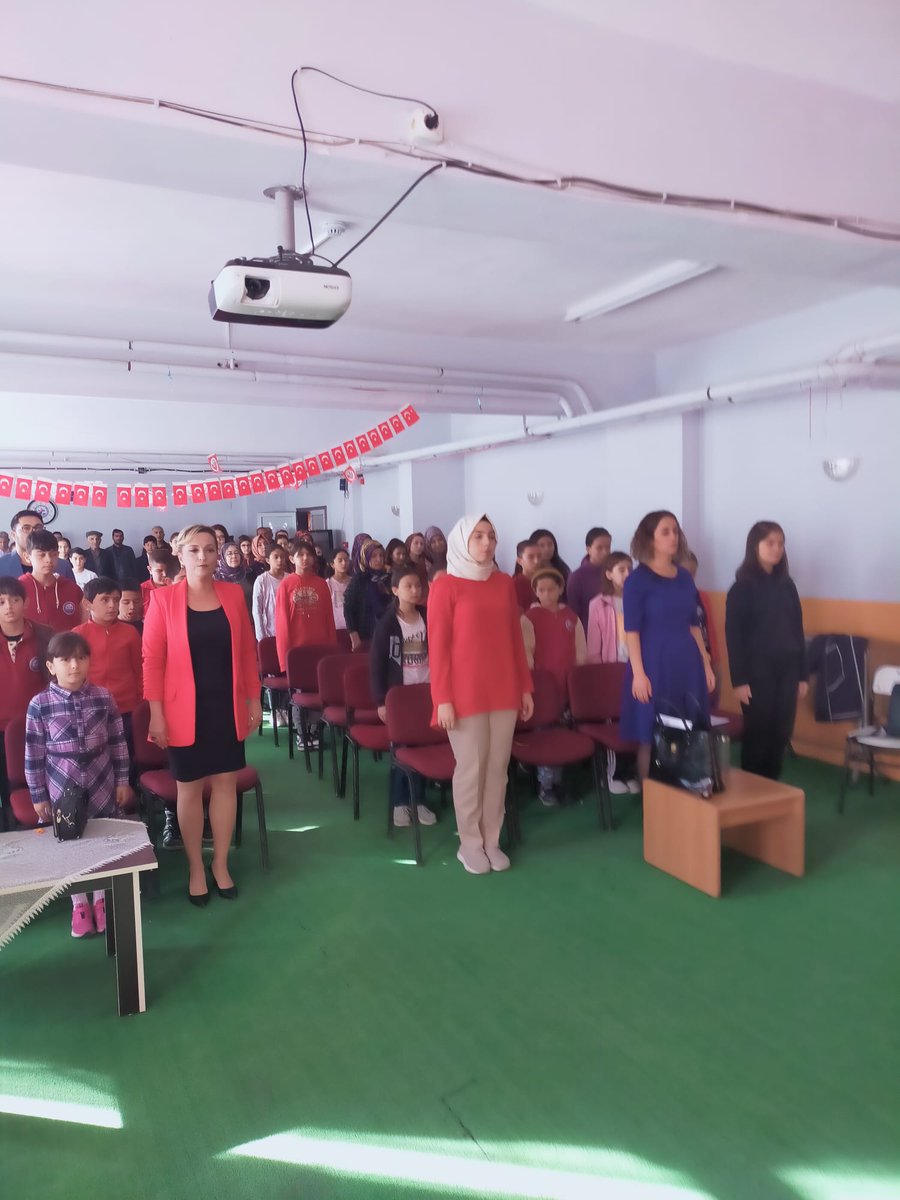 camliyaylamem's tweet photo. 29 Ekim Cumhuriyet Bayramı okullarımızda coşkuyla kutlandı 🇹🇷
@tcmeb @MersinMEM @AdemKoca46 @zorlu_nurettin @SebilI @daripinariybo https://t.co/xtiqurtGRM