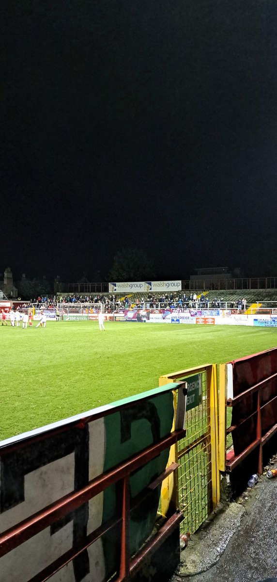Realbarneycarey's tweet photo. Shelbourne FC 6 Drogheda United 0 great night for the reds the double cup final countdown is well and truly on now #SFC #FTA #OnlyShowInTown https://t.co/J1grv4l0PO