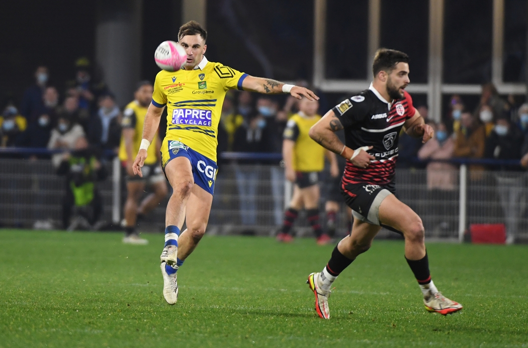 LaMontagne_TDS's tweet photo. Rugby / Top 14 : le VII et le XV, les plaisirs variés de Jean-Pascal Barraque (ASM Clermont) #rugby #Top14 #Barraque #ASM #Clermont #COASM
https://t.co/4aUbZBLjMK https://t.co/b9K7gZ2WvQ