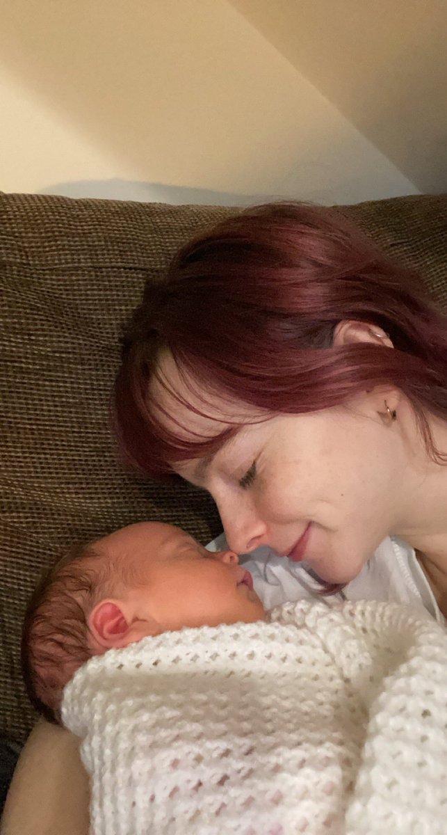 blubglum's tweet photo. Tired mom, tired baby https://t.co/wvo86wnnay