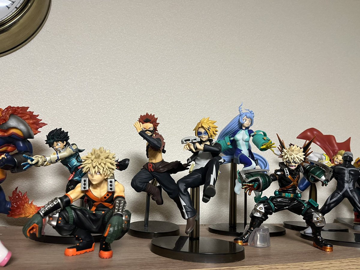 w34thin's tweet photo. 集まってきたぞ🥰
#僕のヒーローアカデミア
#ヒロアカ
#フィギュア
#ヒロアカフィギュア
#一番くじ
#コレクション https://t.co/RbyDOzGHbo