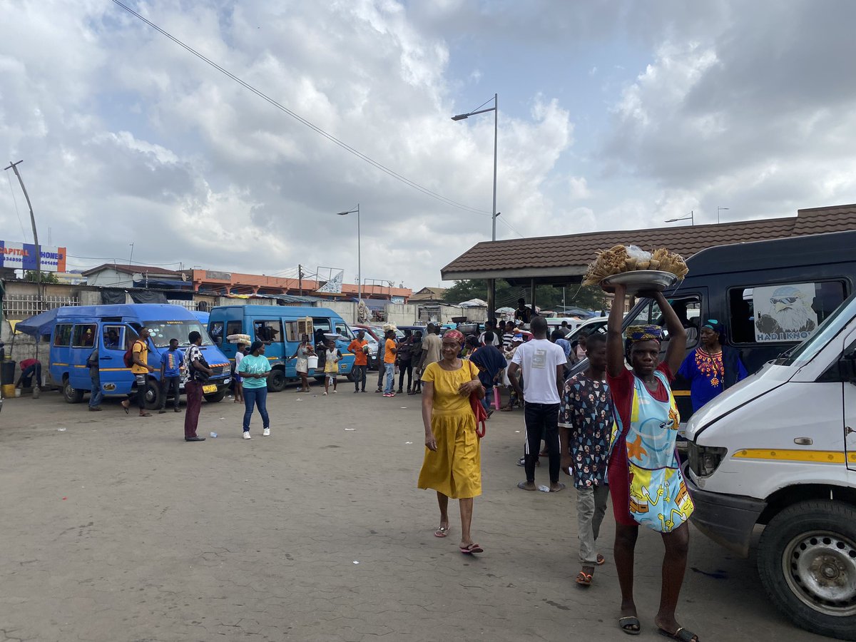unescoghnatcom's tweet photo. It’s Day 2 of the #MILWEEK MARKET ROADSHOW 🕺🕺
Join us at Circle Neoplan Station
As part of the celebration for the Media and Information Literacy week, we are here to educate on how to be media literate.
#MILWEEK #medialiteracy #Accra #thinkcritically #ClickWisely https://t.co/BX6v9qRzgn