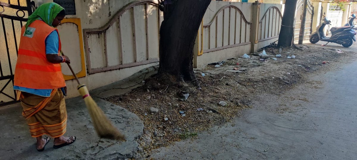 GhmcSpecialist's tweet photo. @mayanksharma_9 @GHMCOnline Complaint attended and Cleared https://t.co/eg4Jl5yk2D