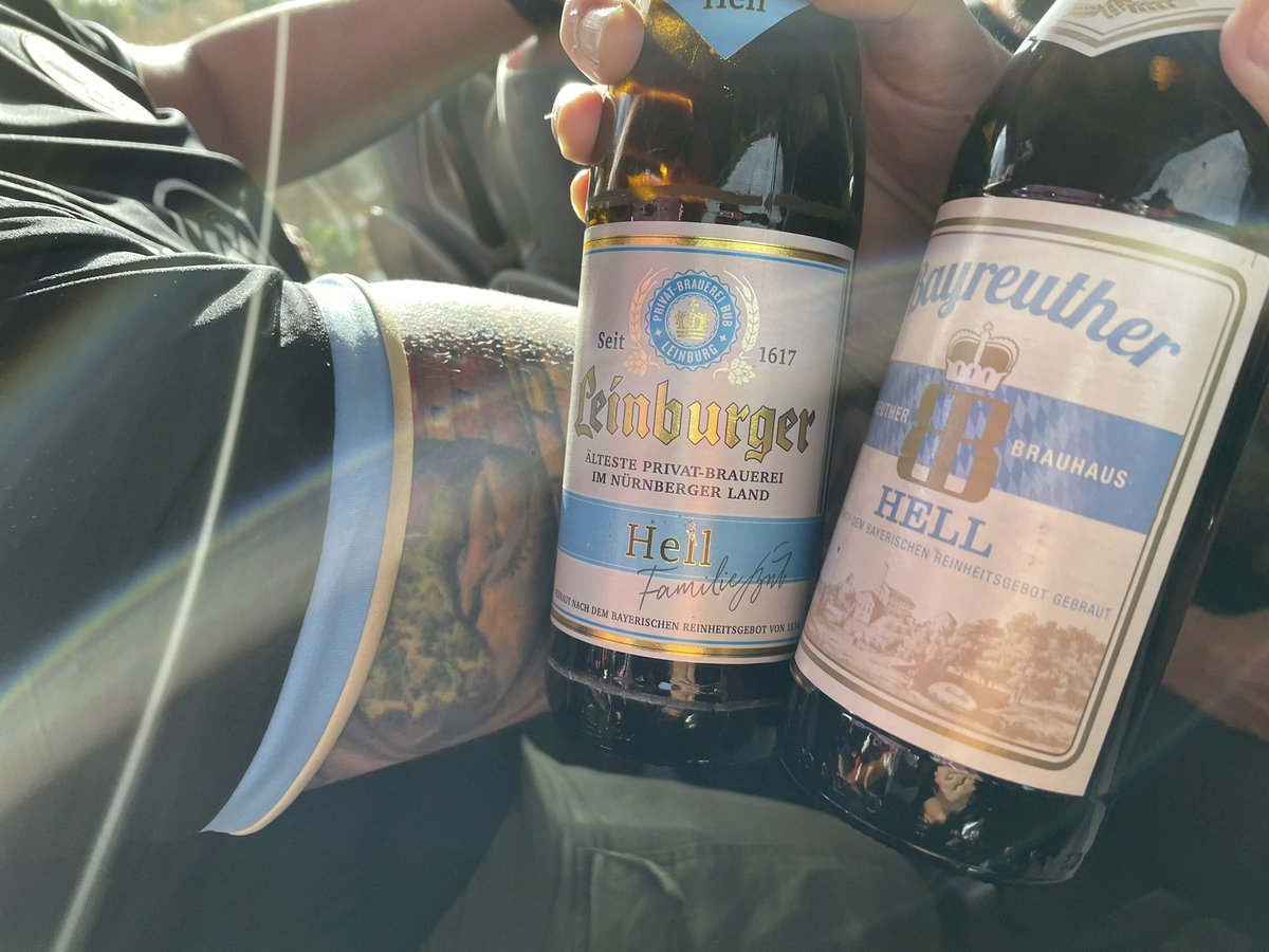 glubb_blog_de's tweet photo. Erkenntnis des Tages: #Leinburger Bier und #Bayreuther Bier haben die Farben des #Nürnberger Trikot #Third des #FCN! https://t.co/39OlsAM0yY