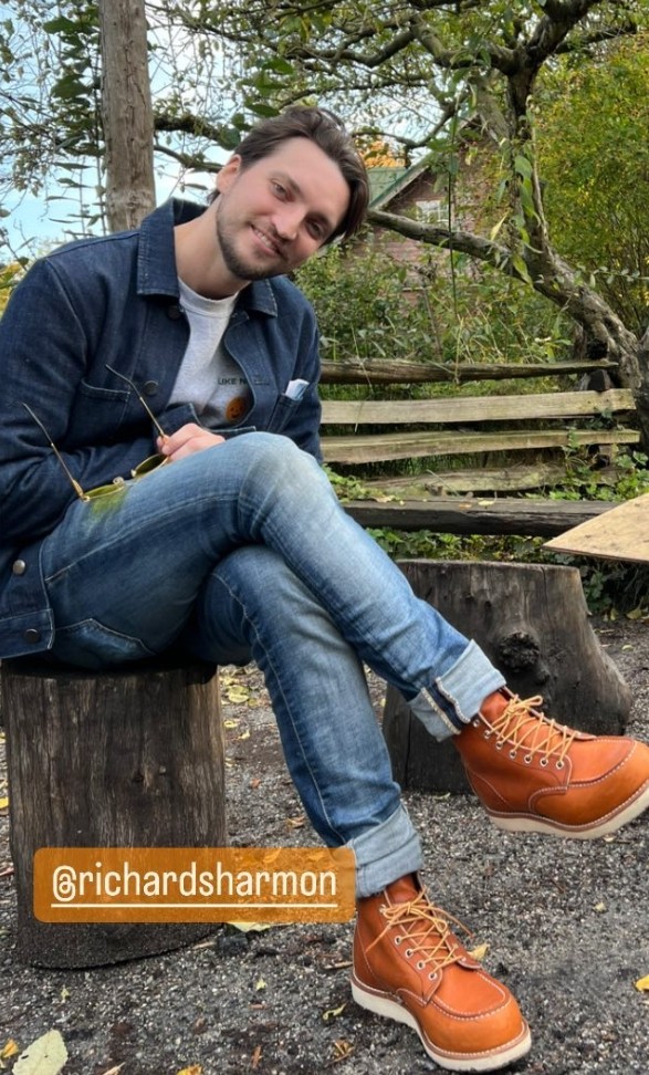 Dicky Spooks exists, but still missing here! 🖤🎃🖤
#TrickOrTreat