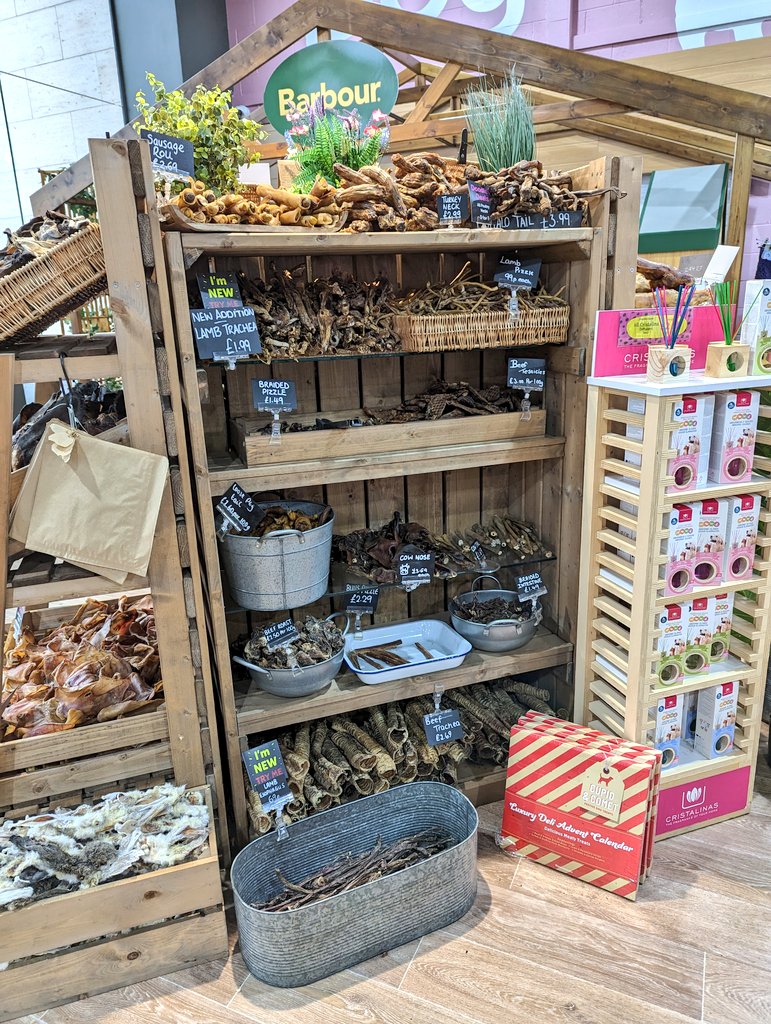 Down at Ventura, <a href="/JustforPetsUK/">Just for Pets</a> is surely the most beautiful pet store I've ever seen - like Fenwick for dogs, complete with Barbour department! However, with treats like braided pizzles and beef testicles to enjoy it's not the best shop to visit if you're a veggie 😂🐕 #Tamworth