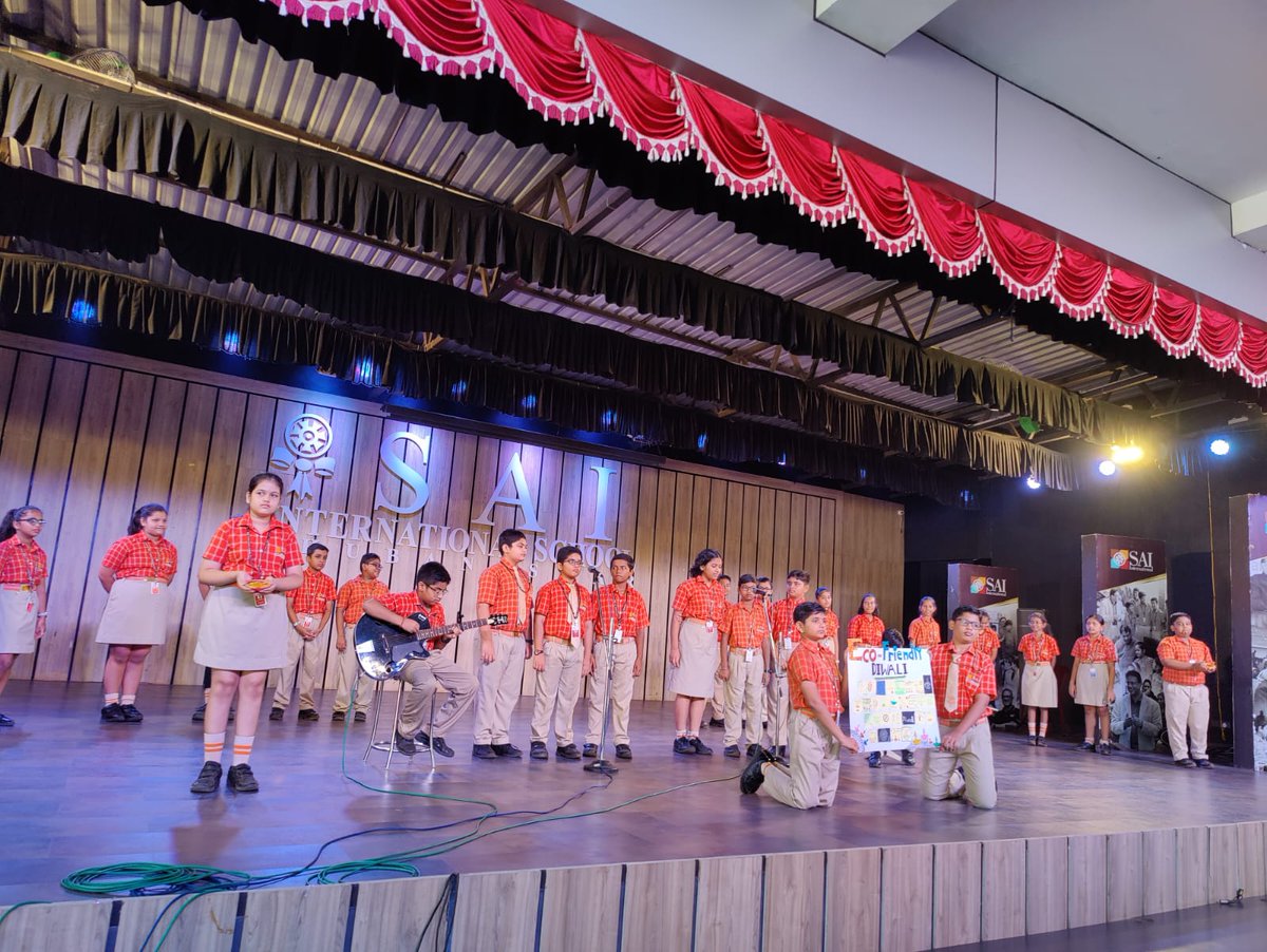 SAI_Edu_In's tweet photo. SAIoneers of Class VI conducted a musical skit to generate awareness about eco-friendly Diwali amidst their peers in the morning assembly conducted on October 28, 2022. 
#MorningAssembly
#GeneratingAwareness
#Creativity https://t.co/Fi7G15HCMk