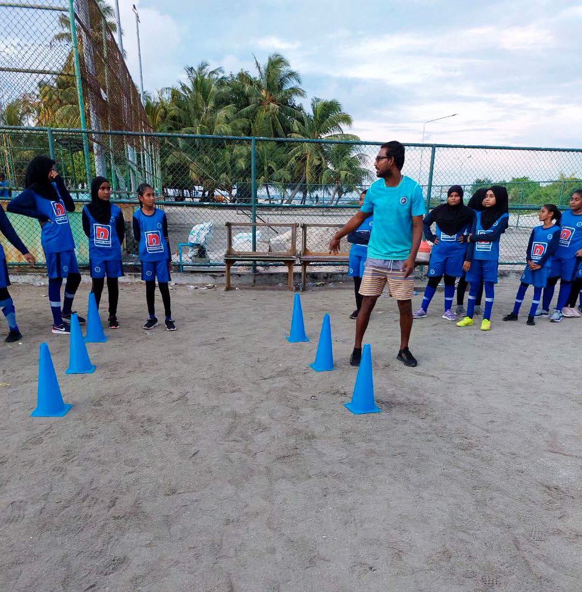 Great training session with experience volleyball player, Ilyas Abdul Hakeem! Thank you Illy! 💙

Amazing sessions! 🏐💙