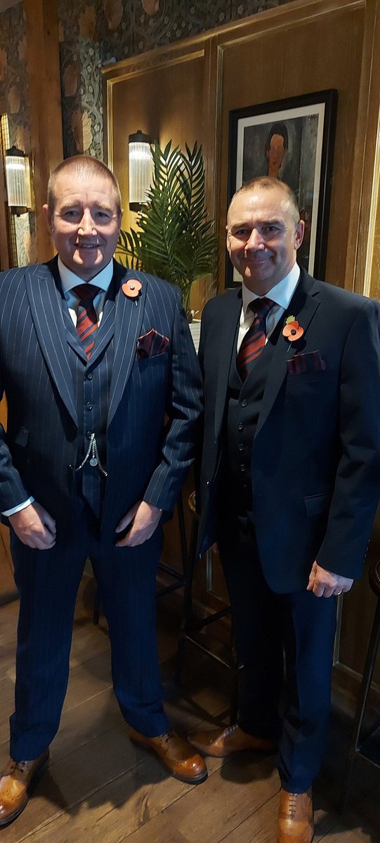 Today marks 36 years in uniform and what better way to spend it than at a wedding with my old mate Billy who I walked through the gates of Old Park Barracks with on this day all those years ago.