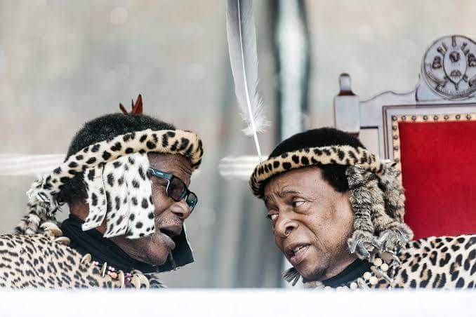 joy_zelda's tweet photo. Nomatter what your Political views are but Prince Mangosuthu Buthelezi role in the Zulu nation has been one of stability and consistency His wisdom and knowledge of tradition customs is the greatest Salute Shenge
#KingMisuzuluCoronation #KingMisuzuluKaZwelithini Sizwe Minnie https://t.co/hqkVq5rpLP