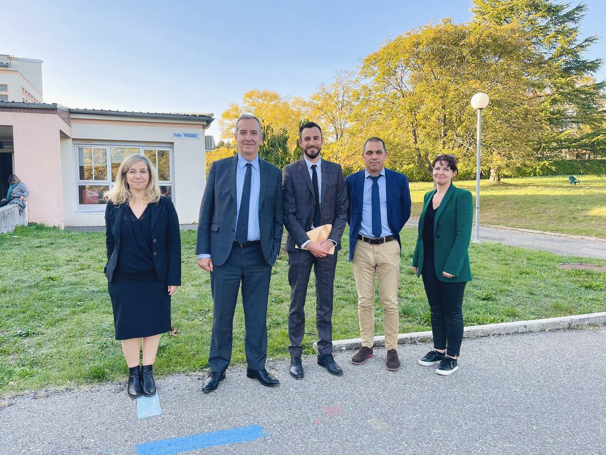 Hier, Monsieur Denis Robin, DG de l’<a href="/ARSPaca/">ARS Paca</a>, visitait le CHBD 🏥 

Au menu, échanges avec le directoire sur les projets de l’étbt et ses enjeux puis visite d’un service🧑🏻‍⚕️

Un grand merci à notre nouveau DG pour cette rencontre et son intérêt pour les questions de psychiatrie 🙏🏼