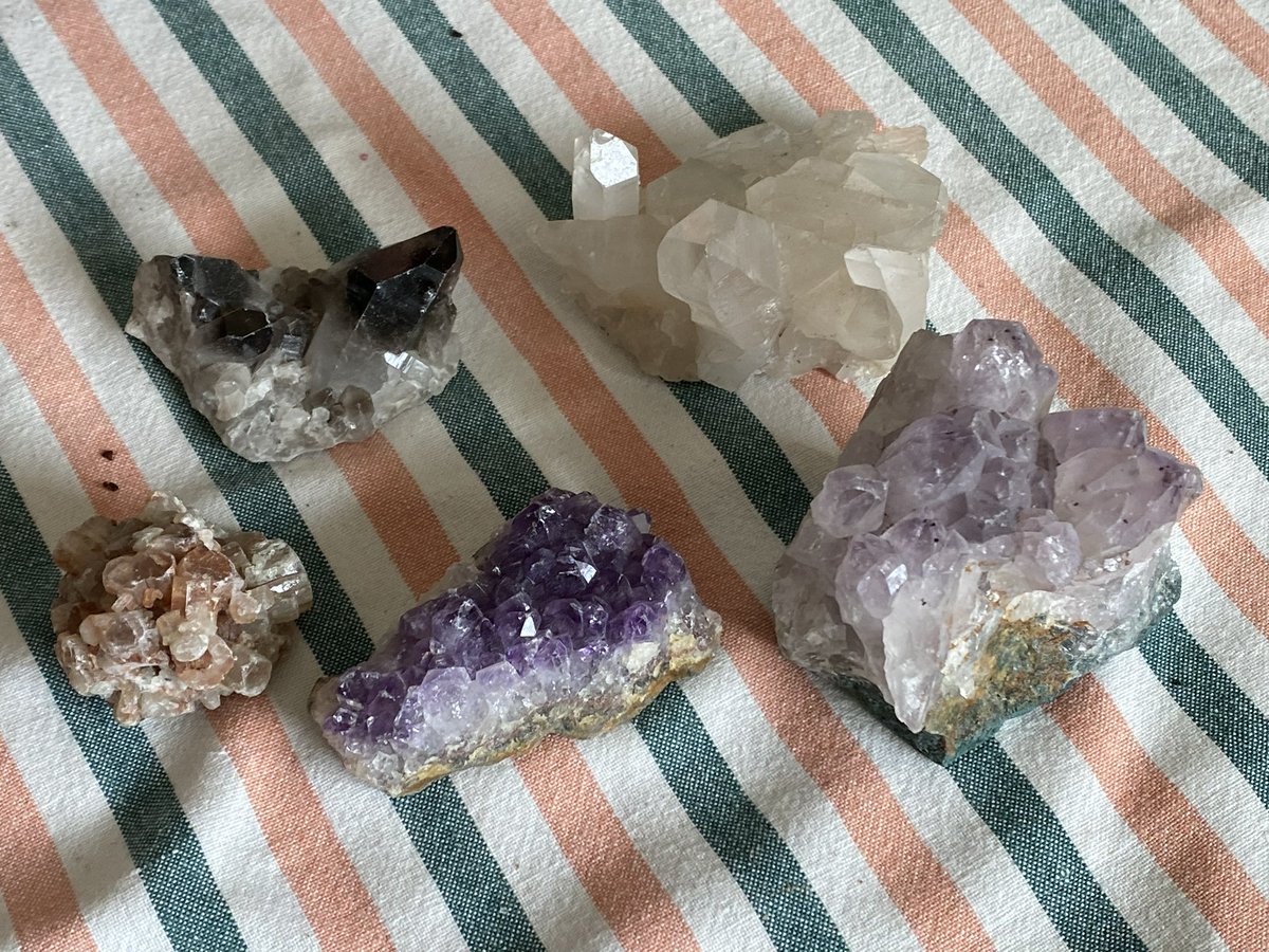 BadToxic's tweet photo. #Gem #collection, I started when I was a little child.

#gems #gemCollection #Edelsteine #Edelstein #EdelsteinSammlung #crystal #crystals #Kristall #Kristalle #stones #stone #stoneCollection #Steine #Stein #fossil #fossils #Fossilen #Quarz #gemstone #jewel #preciousStone #Juwel https://t.co/ZVLGH36esD