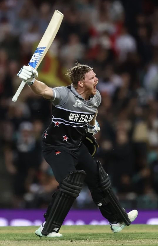 DrNaumanNiaz's tweet photo. That’s what you call a middle order batsman- that’s the middle order https://t.co/4rMfJEWngC