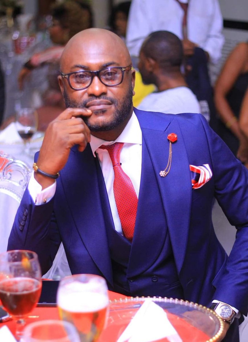 pakonss's tweet photo. #RDC #FallyMartyrs2022
"Qu’on l’aime ou qu’on l’aime pas, il faut reconnaître que l'Ambassadeur de #MutzigClass @fallyipupa01 est le plus professionnel de tous les musiciens congolais!
Les jaloux, prenez-en de la graine!" 😁
( @igor_kingulu ) https://t.co/8ybVhWVKns