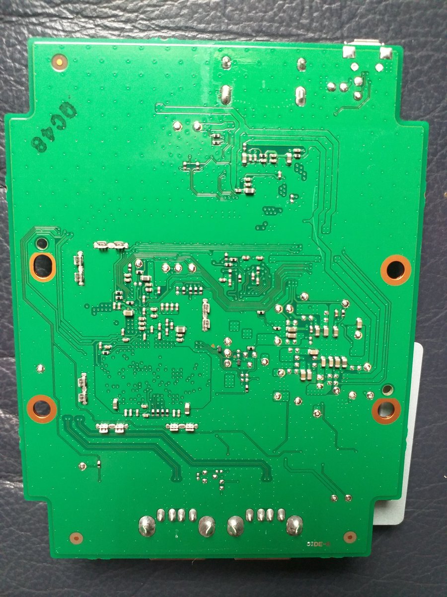 darkdev11's tweet photo. Sega Mega Drive Mini 2 teardown
#MDmini2 https://t.co/FQPK7bZs8Y