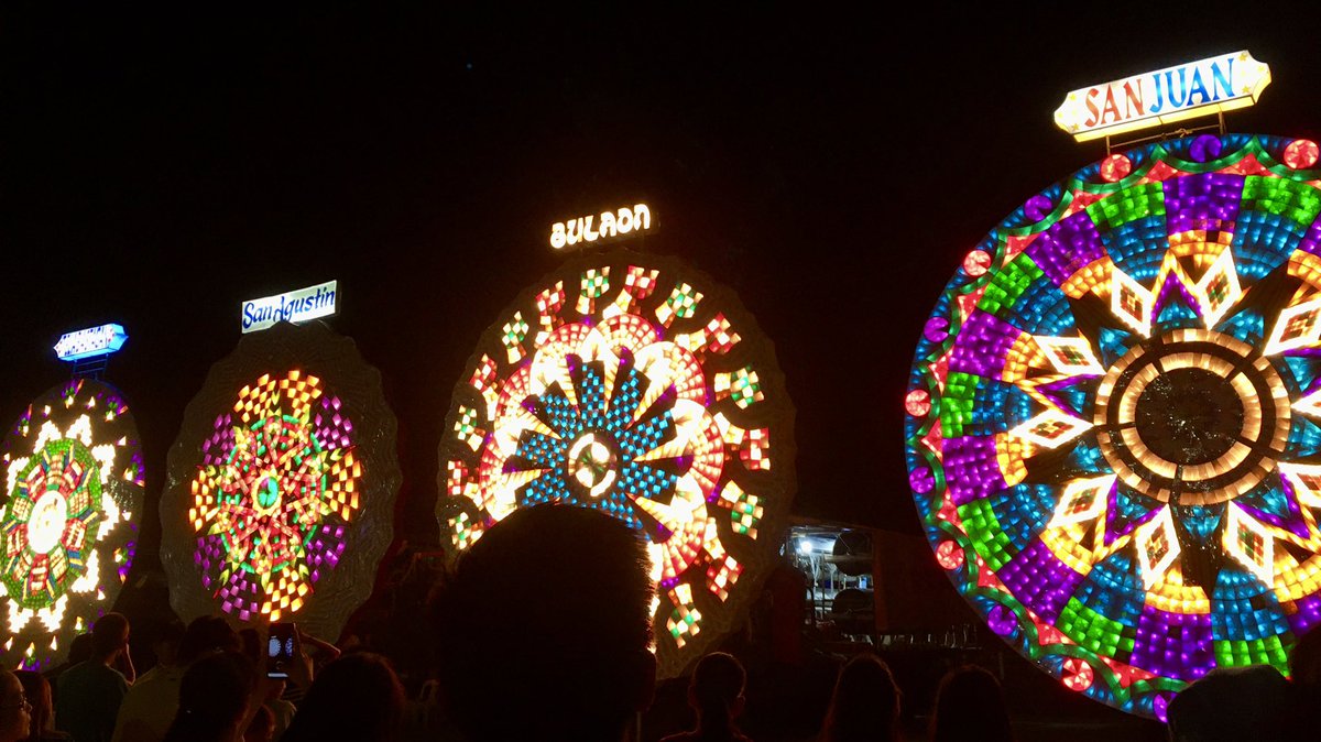 maimaimaingay's tweet photo. ใใฃใชใใณใฎใฏใชในใในใจใใใฐ๐ #GiantLantern https://t.co/CX3ceQ7vJz