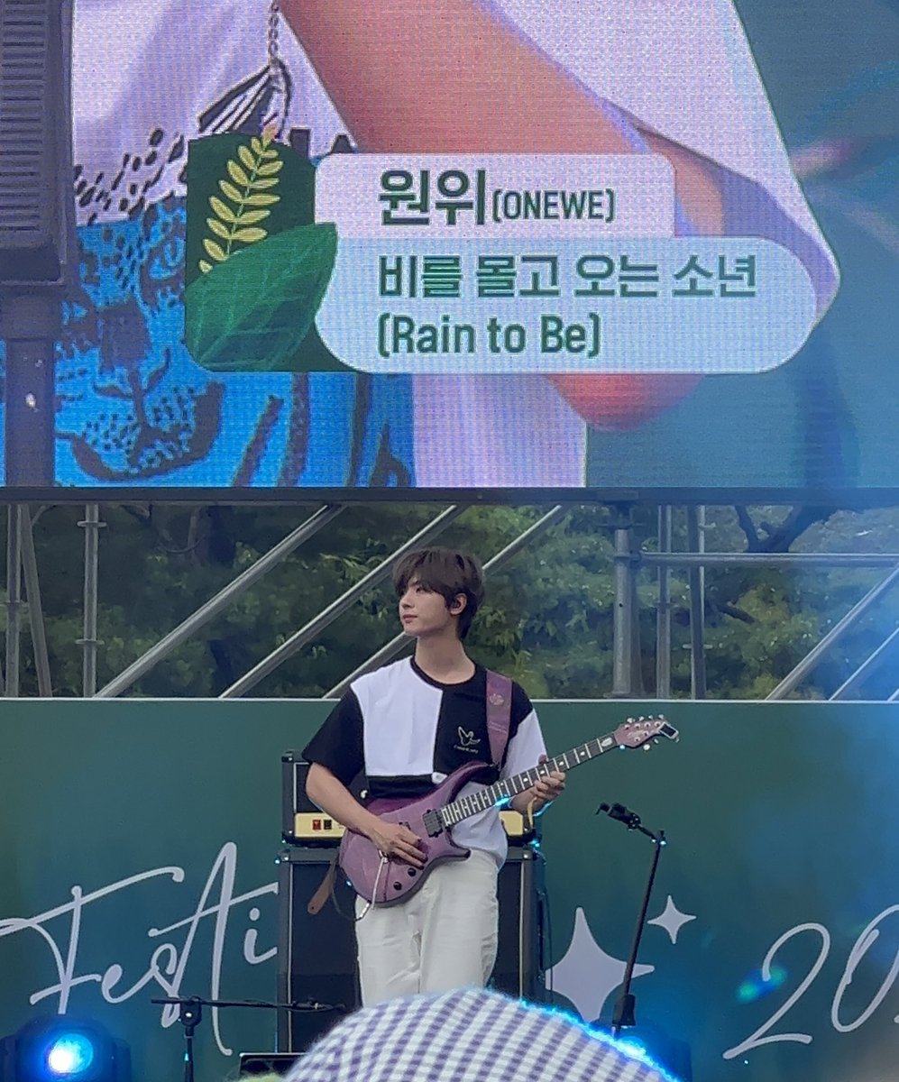 어떤 남성들이 너무나도 보고싶은 밤이군요,,,🥺 파크페 추팔하니까 더 보고싶음요🥲