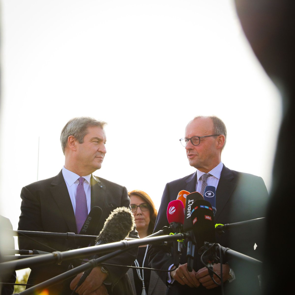 Markus_Soeder's tweet photo. Herzlich willkommen in Bayern, lieber @_FriedrichMerz! Gemeinsam machen wir Druck für eine bessere Politik für Deutschland. #csupt22 https://t.co/664bSbjjeU