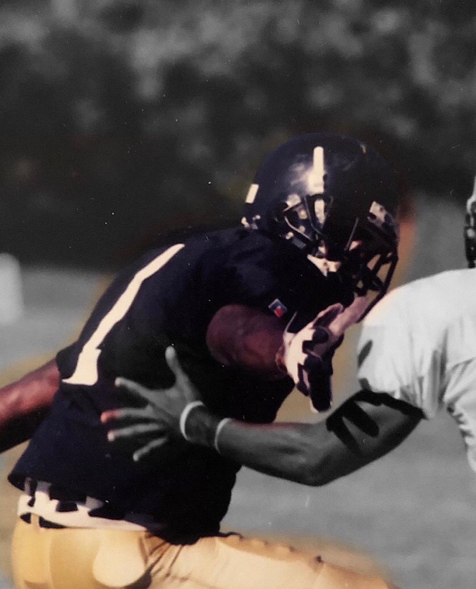 NateDanielsDSP's tweet photo. It’s Game Day! @FerrumFootball back in action at home Vs Bridgewater 2pm kickoff. Play hard today in God’s Country fellas. “A Tradition Like No Other”! ⬛️🟨🏈🐾 #FerrumFootball #CollegeFootball @FerrumAthletics https://t.co/bpUviGTvjw