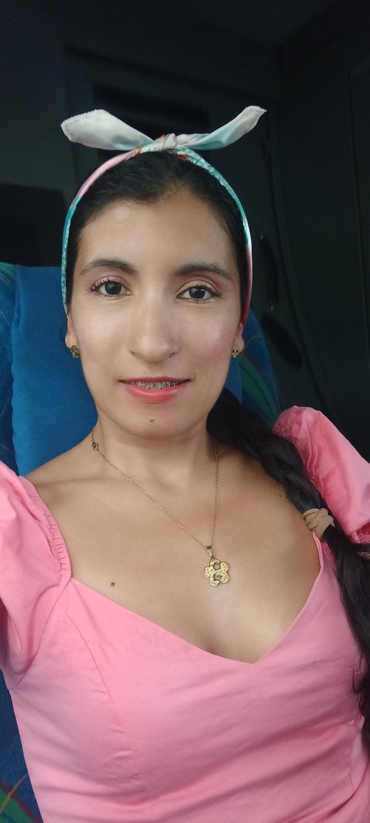 bibianaHC's tweet photo. "EL VIEJO AMOR NO SE OXIDA" 🫥💚 https://t.co/1WTinvUSVR
