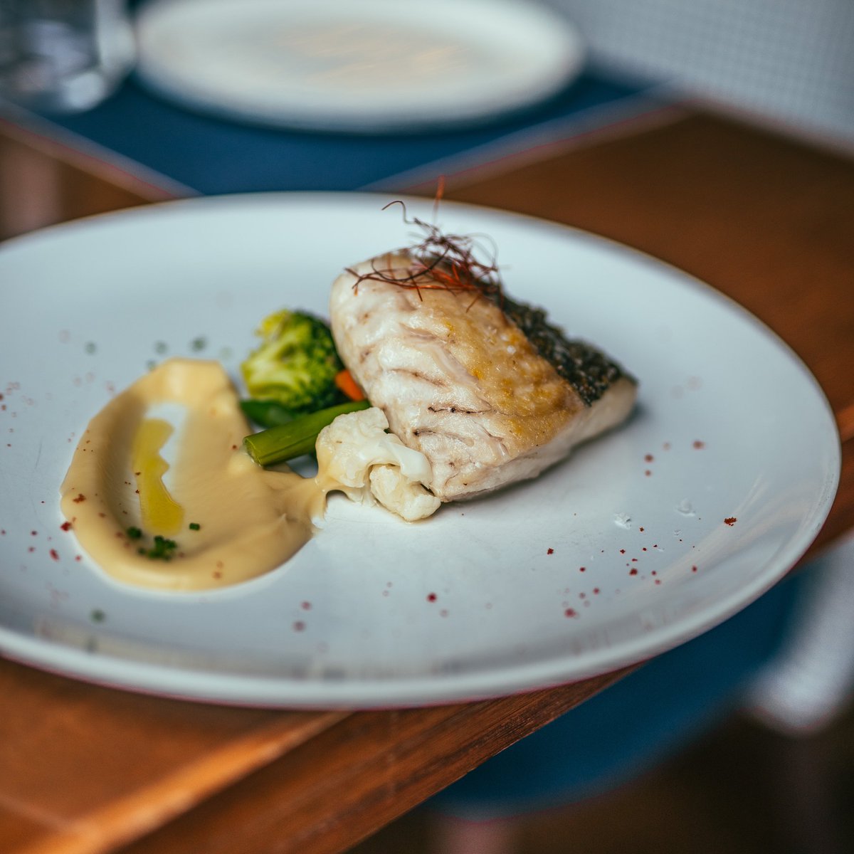 ☀️Días de sol para disfrutar de este finde en la capital. Sabor a mar y terraza en 👇🏻

#TopOneByWorkshop #GrupoDelCacique 

🍽 TOP ONE by WORKSHOP 
📍 Padre Damián, 21⁣
📱 680 380 603 • 620 593 521 • 910 569 041⁣ • 915 134 611