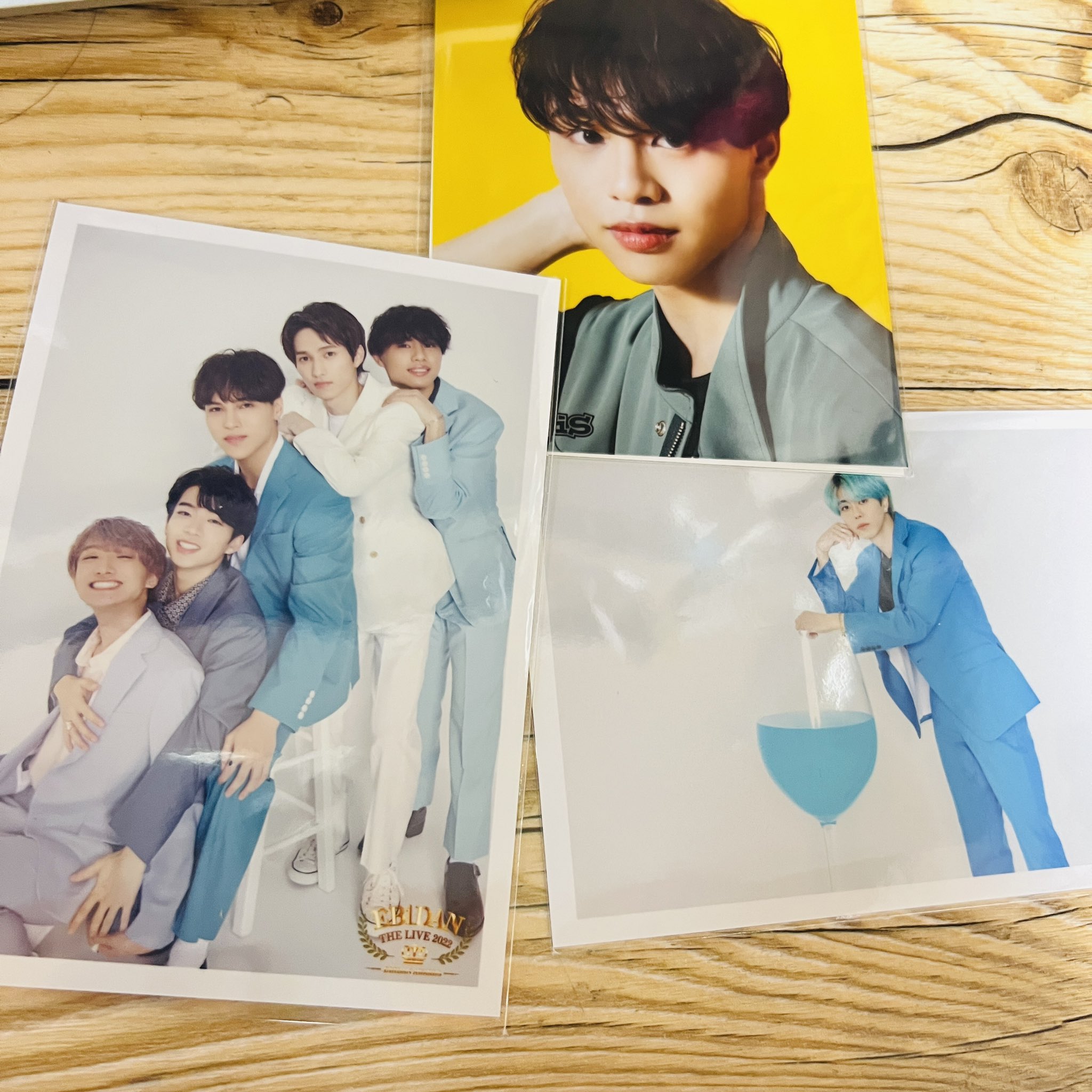 BUDDiiS #004 集合 全員直筆サイン入り 生写真 EBiDAN
