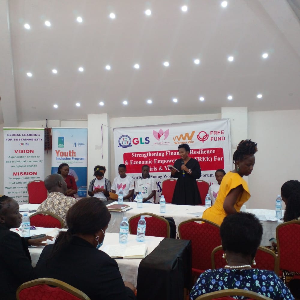 HarrietGoodness's tweet photo. During the launch of #FREE Girls clubs by @GlobalLUg  @faithlumomya  shared how unpaidcare work dominantly done by girls and women impacts their financial independence &amp; economic freedoms.  @hey_uganda @yep_wep2021 @ArinanyeRitah @OxfaminUganda @Prideug @GAFIUg. @HGimbo @rkagoiy https://t.co/LxlfCxPWmv