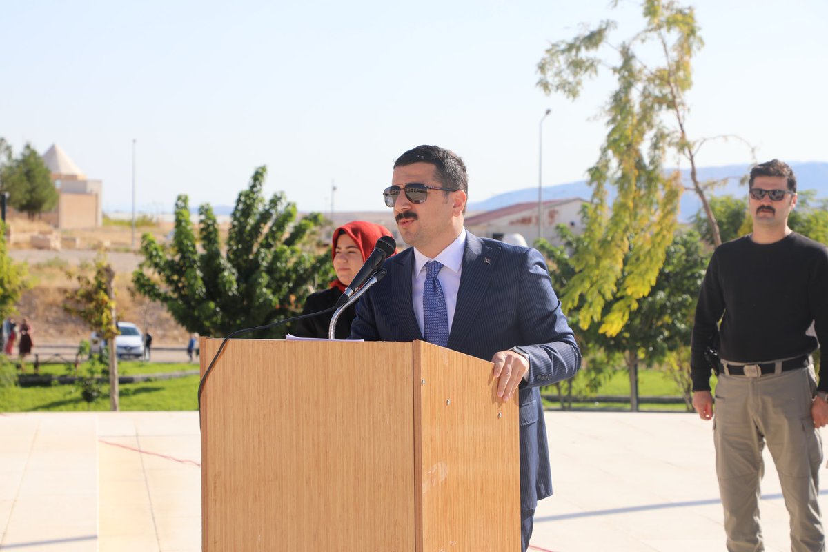 #Cumhuriyetimizin 99.Yıldönümünü hep birlikte kutlamanın coşku,heyacanı ve haklı gururunu yaşıyoruz.

Bizlere bu duyguyu yaşatan Cumhuriyetimizin banisi Gazi Mustafa Kemal Atatürk ve silah arkadaşlarını rahmet ve minnetle yad ediyorum🇹🇷
#hasankeyf