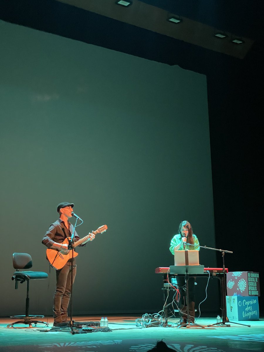 “Camiñamos hacia a identidad propia que sexa compartida” <a href="/guadigalego/">Guadi Galego</a> 

Grazas por acompañarnos no peche de #OCamiñoDasLinguas