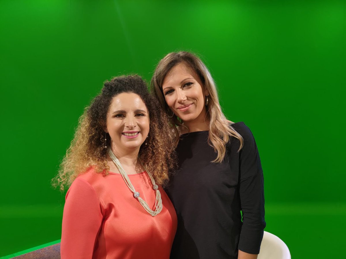 Grazie a <a href="/RaiScuola/">Rai Scuola</a> e a Edwige Pezzulli per l'occasione di parlare del legame tra #intelligenza artificiale e #robotica, del mio percorso di #ricerca e dei miei #mentori <a href="/IITalk/">IIT</a> <a href="/CONTACT_unit/">CONTACT</a> @RBCS_IIT