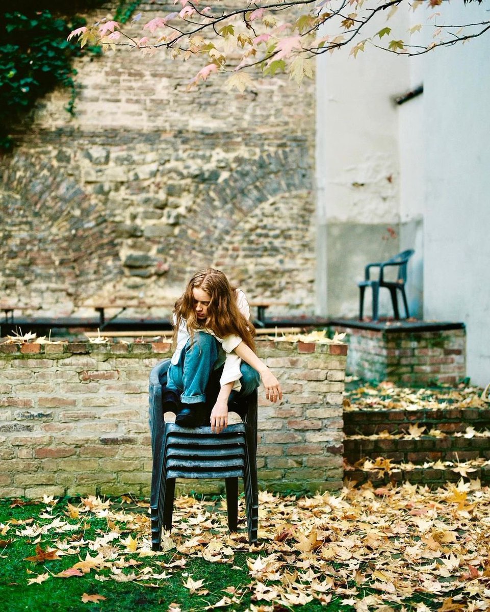 sadie thinker tweet media