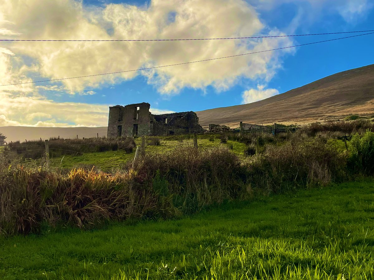 Achilloralhist's tweet image. Hiding in plain sight. Edward Nangle’s hidden colony #mweelin #achill @Achillsights @achilltourism @KevinToolis @pbyrnewrites @MayoAncestors @mayoppnetwork