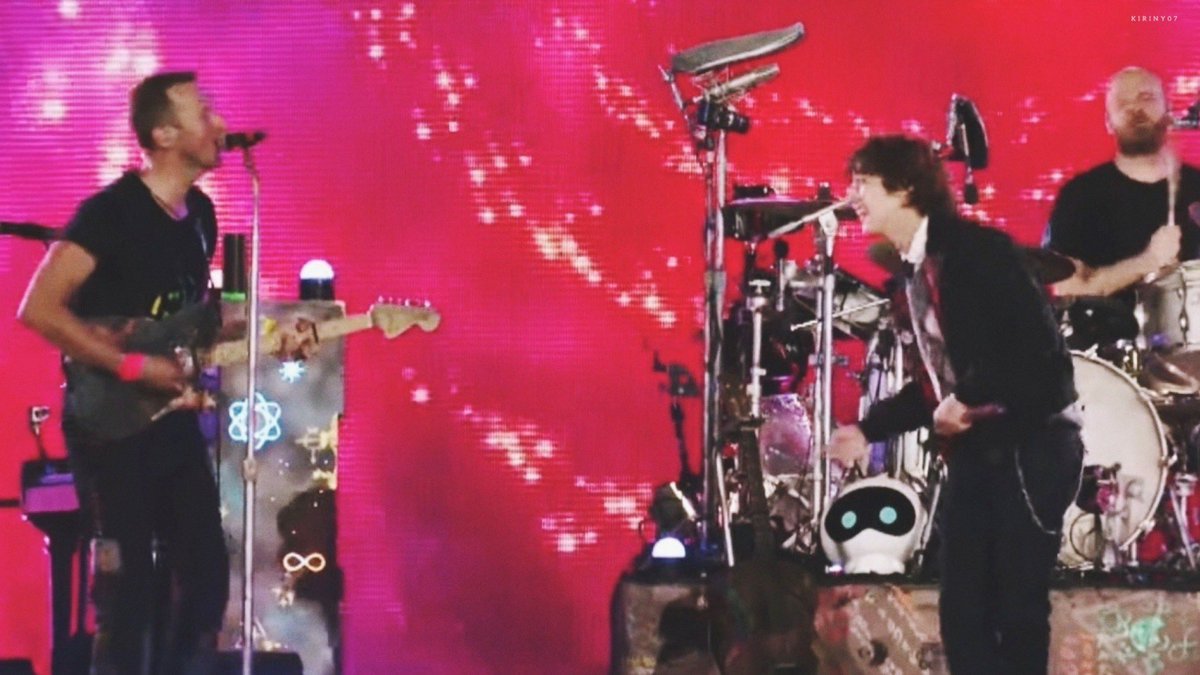 빼꼼 우떠찾기 🐾