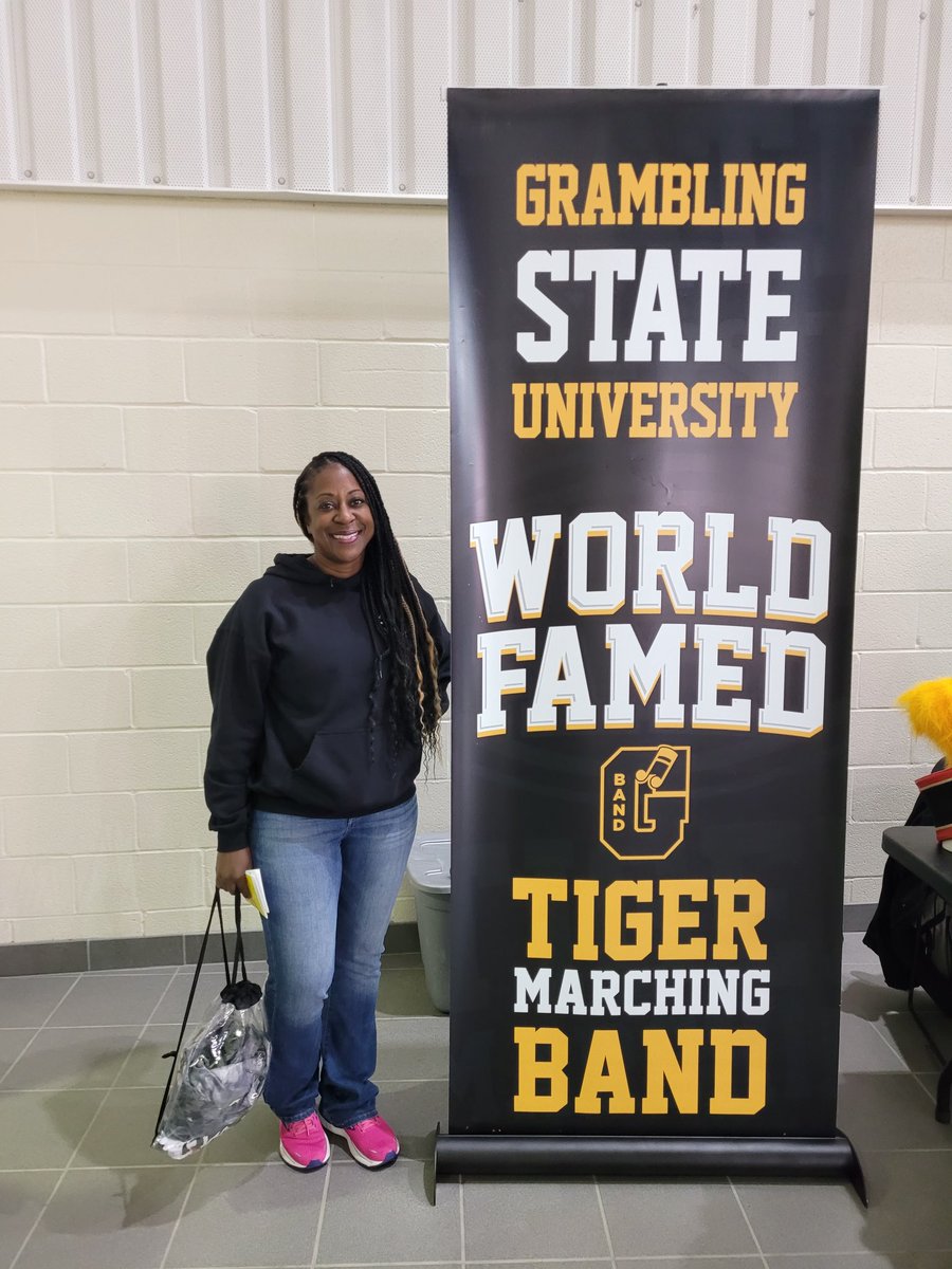 MrzAHensley's tweet photo. GSU Highschool Day!! We are in the house!! @Hebron_HS @Marcus_HS @LHSHarmon @Grambling1901 https://t.co/QmX8zOnFNw