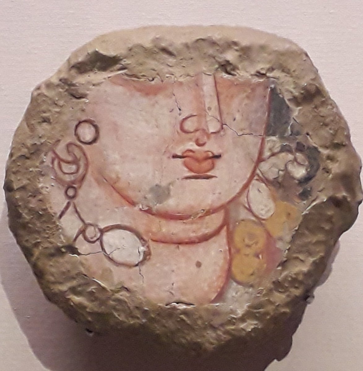 JulienOlivier45's tweet photo. Genie aux fleurs💐 de Tapa Kalan, visage d'une donatrice🙋♀️ de #Bamiyan, #ivoire🐘 du #trésor de #Begram.
Autant de merveilles à découvrir dans l'#Exposition #Afganistan au @MuseeGuimet ! https://t.co/ngfm7AWdmE