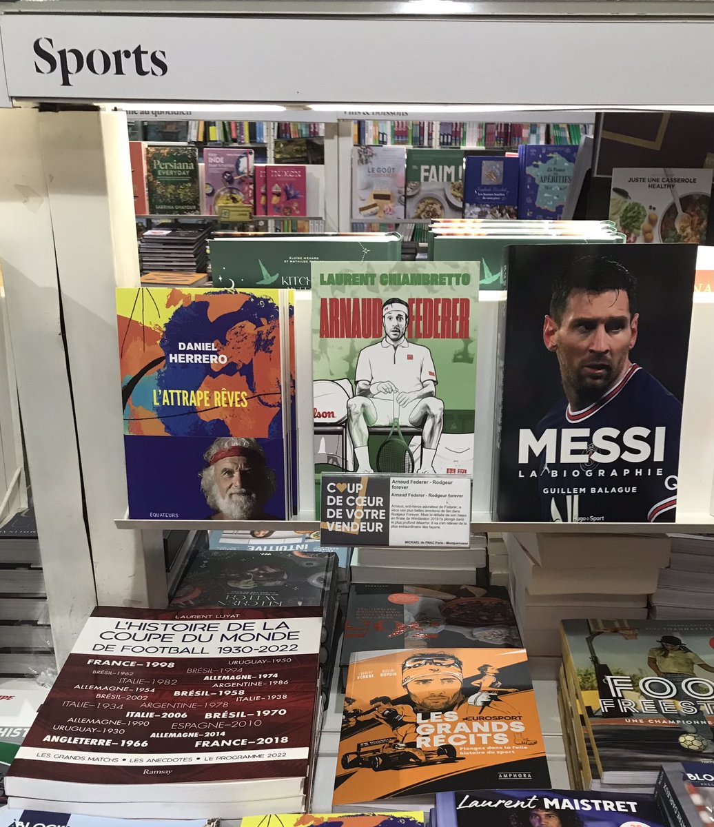 chiambretto_'s tweet photo. En version vacances après 1 mois (très) intense.
Toujours un plaisir et une fierté de voir le livre mis en valeur dans plusieurs endroits #arnaudfederer https://t.co/5NYLbDgBOM
