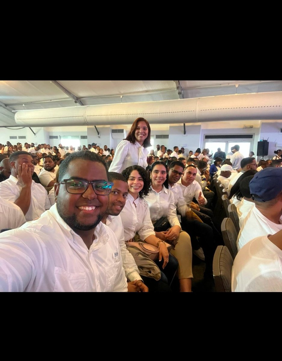 henry1429's tweet photo. #AsambleaJRM #ContigoSomosMejores https://t.co/Z68dDZdNYF