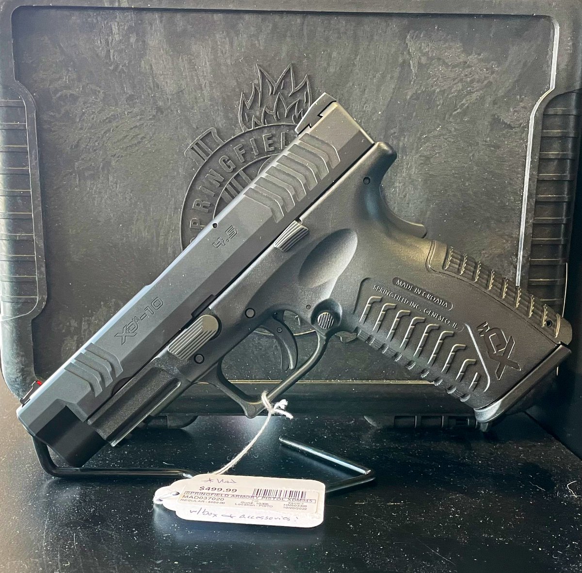 GoldGunsGuitars's tweet photo. Come check this out at the Madison location! Excellent for defense against bears!
#MadisonAL #Springfield #Carry #Huntsville #Alabama #shopsmall #shoplocal https://t.co/qgWZp15OrF