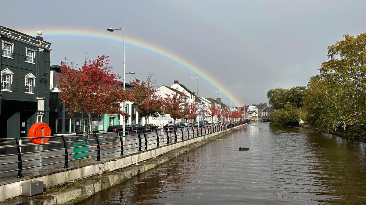 Iur Cinn Fleadh (@iurcinnfleadh) on Twitter photo Our mural is the pot of gold at the end of the rainbow.
Thanks to <a href="/DecNewry/">Declan McConaghy</a> for the class photo.
❤️Newry 🌈 Our mural is the pot of gold at the end of the rainbow.
Thanks to <a href="/DecNewry/">Declan McConaghy</a> for the class photo.
❤️Newry 🌈