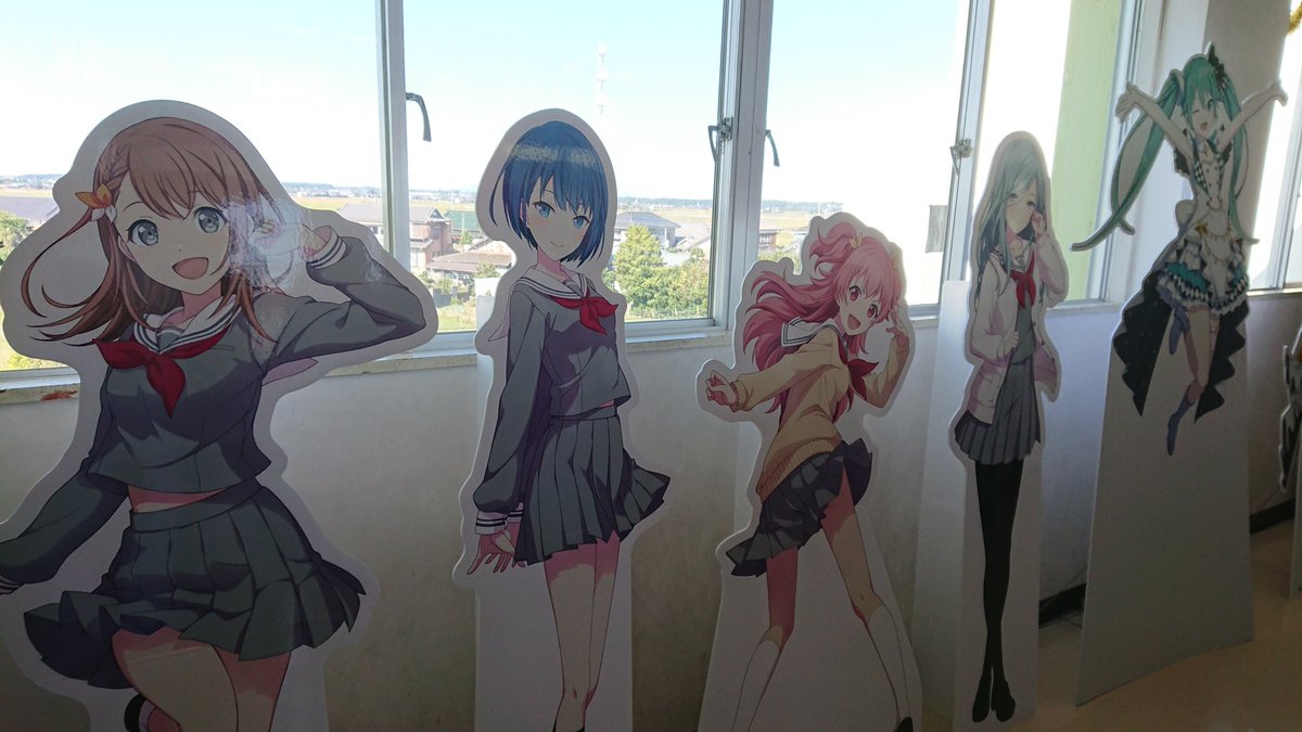 「ようやく帰宅!!!めちゃんこ楽しかったーー!!一緒に遊んでくれたくろちゃんありが」|えみちー▼ちょっと多忙のイラスト
