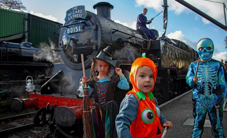 Watercress_Line's tweet photo. 🎃 Magic and mischief will be in the air for our #WizardWeek! 👻
Children of all ages are invited to dress up as scary characters - little monsters, witches and wizards welcome - to enjoy some Halloween fun from October 24th to 30th.
Tickets here - https://t.co/JA3GyfUXed https://t.co/8yb8vk0KgK