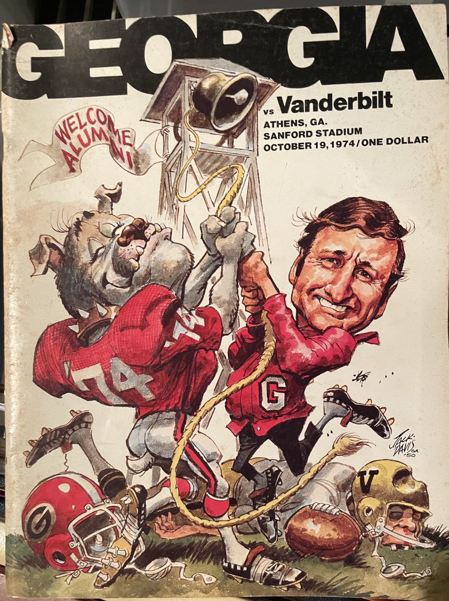 johnlazz7's tweet photo. RIP Coach Dooley! Sending out prayers to his family.  Sadness for all Bulldog Nation.  “Ring that Bell” for Coach Dooley! https://t.co/IDNSfvkcYz