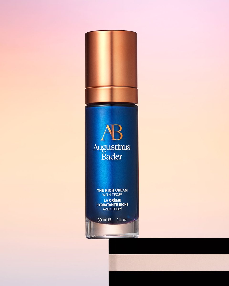 Sephora's tweet image. Science class is in session 🧪️ Augustinus Bader’s TFC8 technology fights wrinkles with 40(!!) ingredients and is inspired by 30+ years of research 🔬seph.me/3gT1PjA